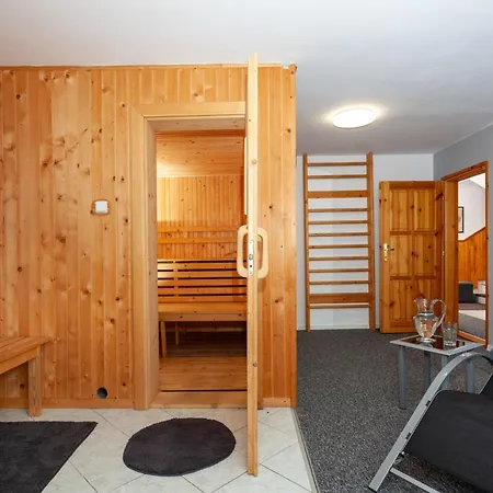 Holiday home Dovolenkovy Dom Javor *