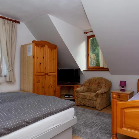 Holiday home Dovolenkovy Dom Javor