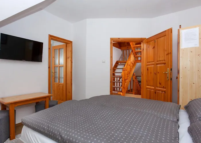 Dovolenkovy Dom Javor *